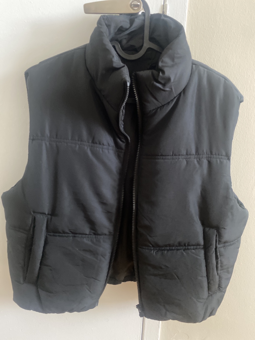 Black puffer vest