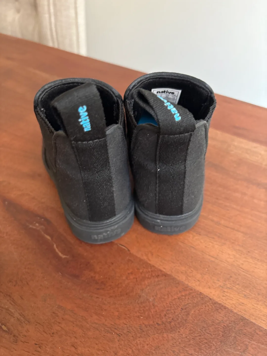 Native Kids' Black Chelsea Boots - Size 6 image indicator(3)