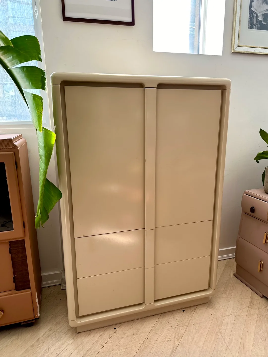 Post Modern Bubble Armoire in High Gloss Cream 🤎 thumbnail