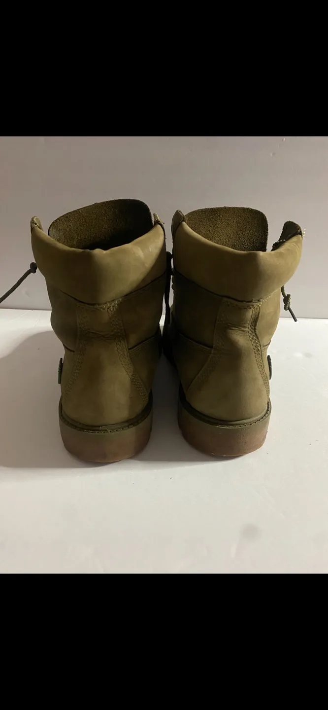 Timberland Size 7 Olive Green Boots image indicator(3)