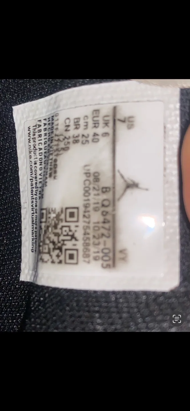 Women's Air Jordan 1 Mid image indicator(4)