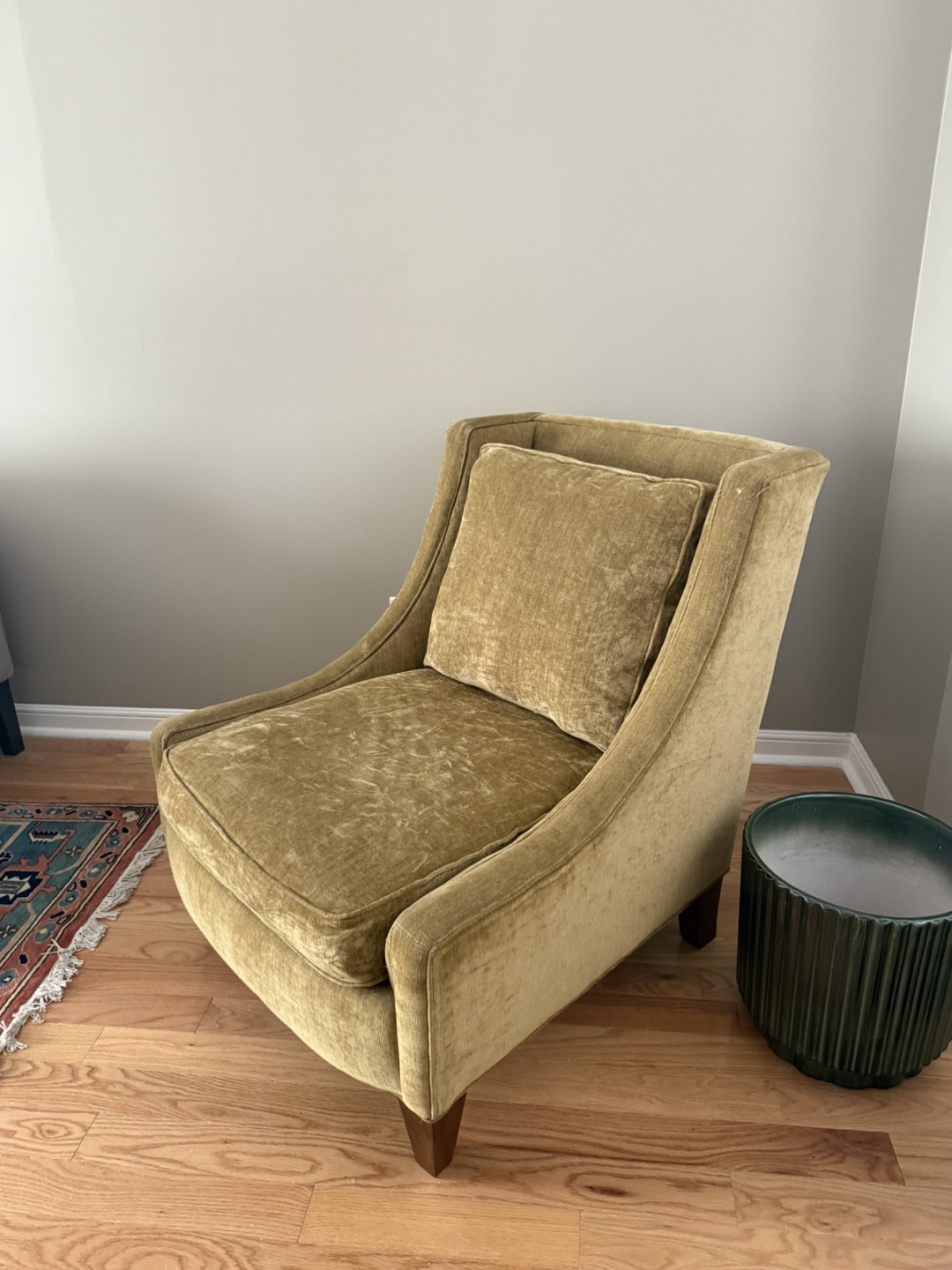 Olive Velvet Accent Chair - photo 2