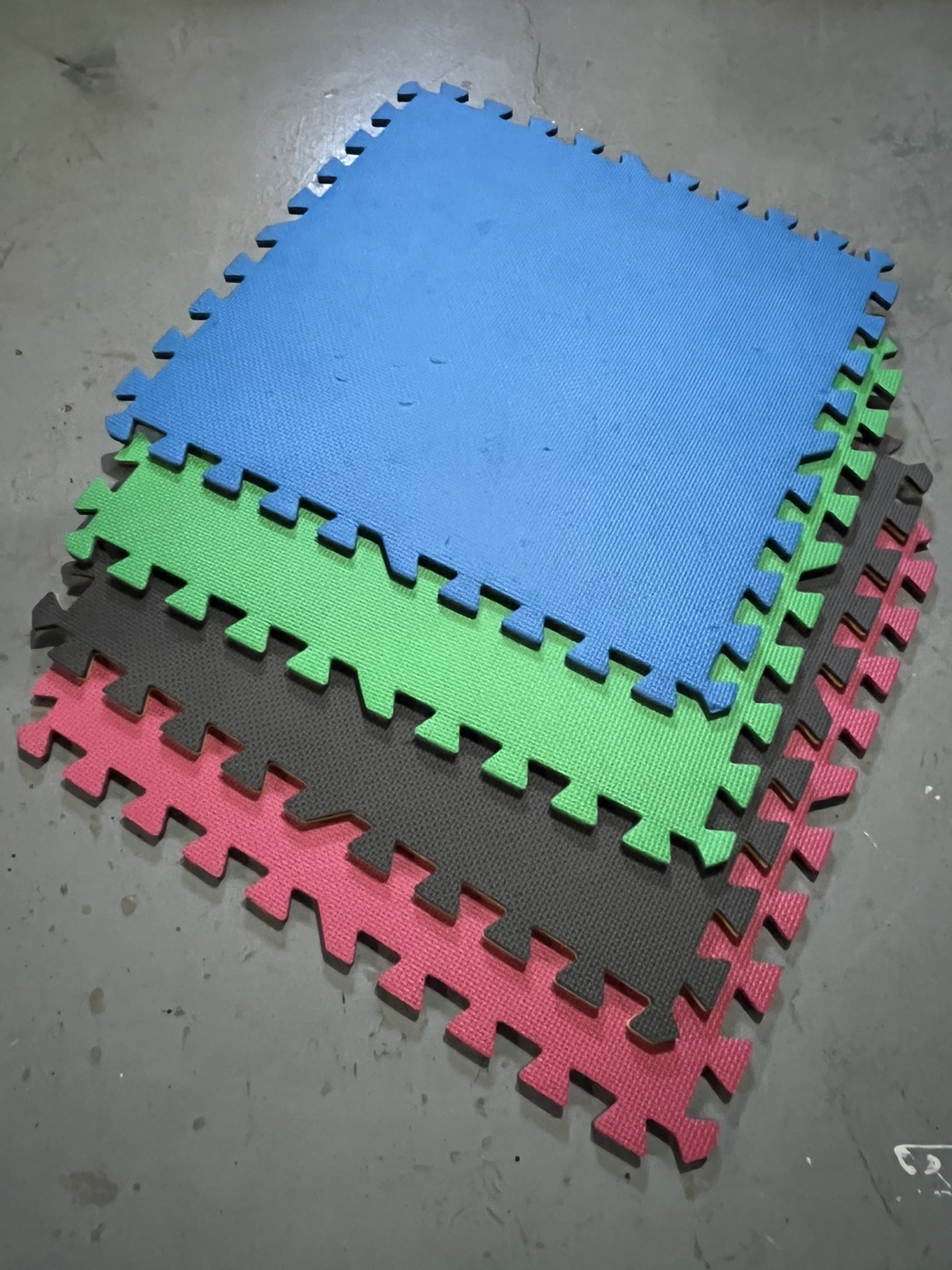 Interlocking Foam Mats - Set of 4