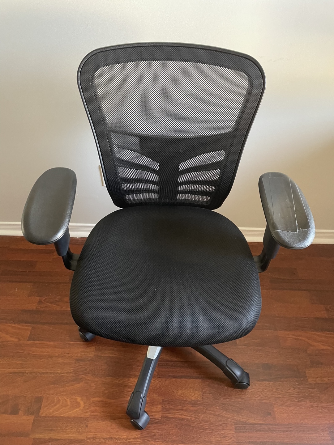 Black Mesh Office Chair with Adjustable Height
