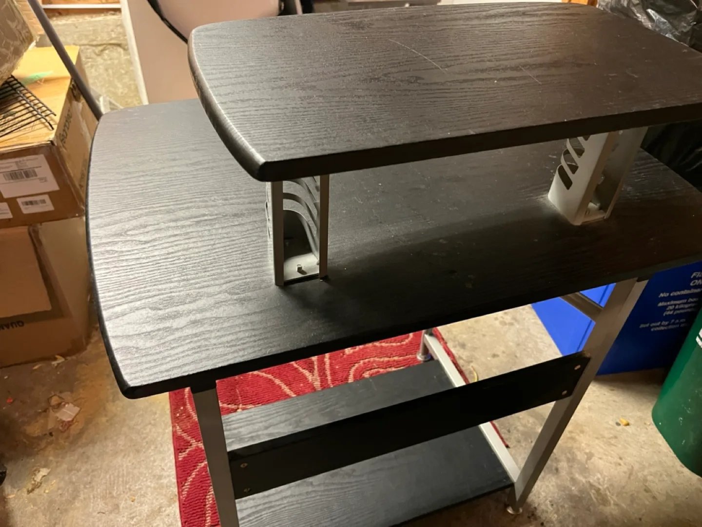 Small black computer desk with shelf image indicator(3)