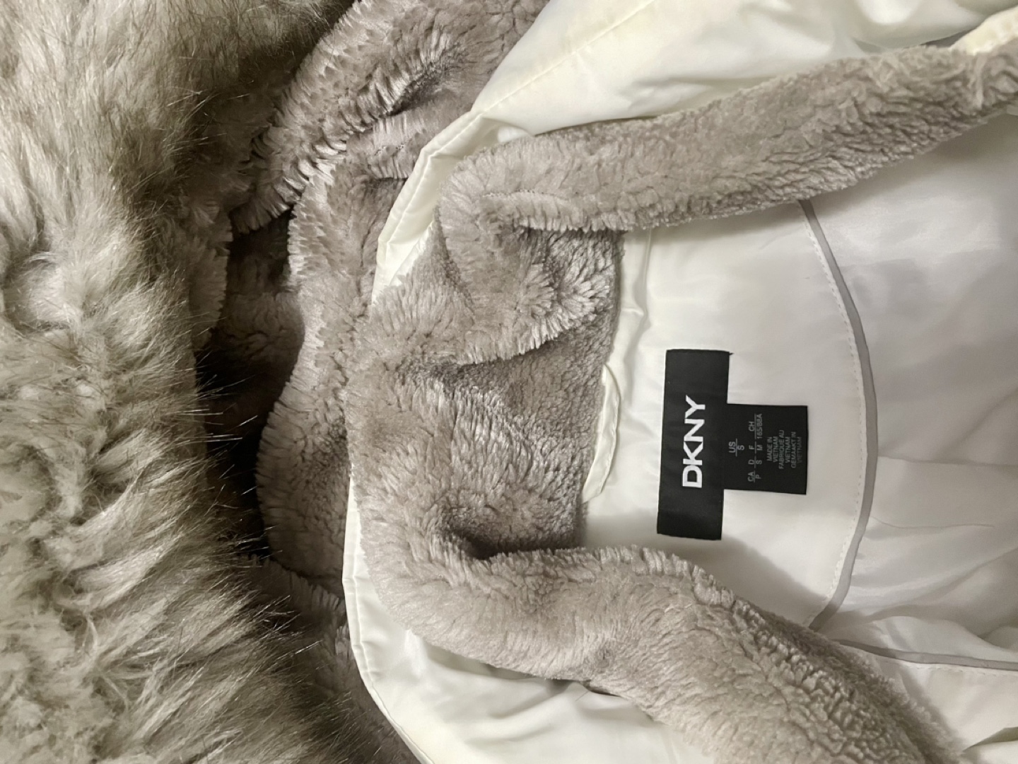 DKNY White Puffer Jacket with Faux Fur Hood - Size Small - photo 2