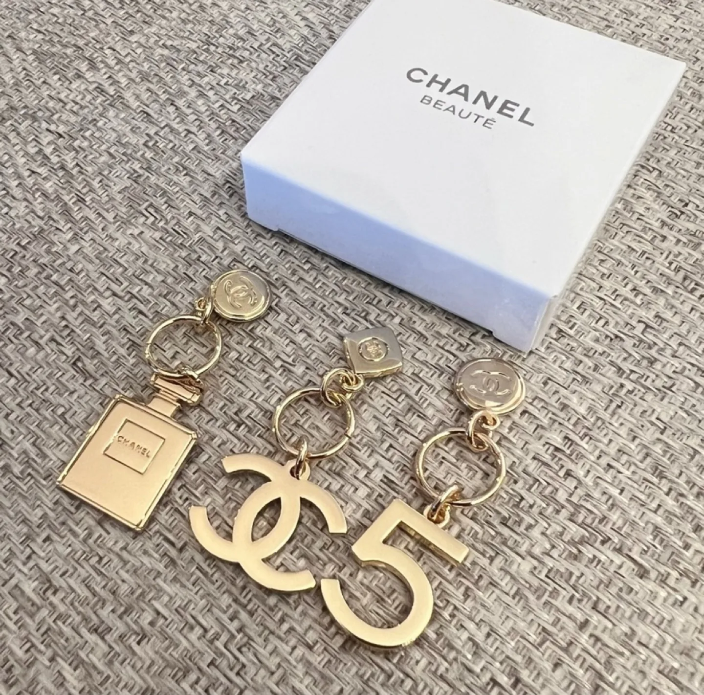 Chanel Beauty Charms Set of Three image indicator(2)