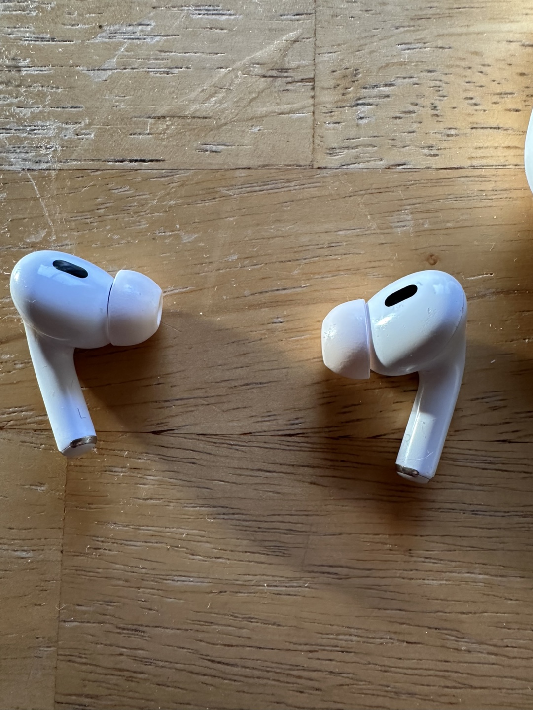 Apple AirPods Pro 2 - photo 2
