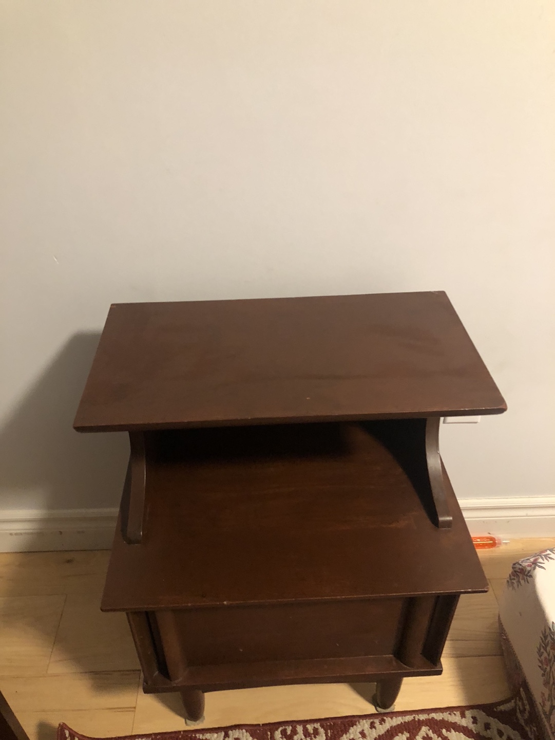 Mid-Century Modern Nightstand - photo 3