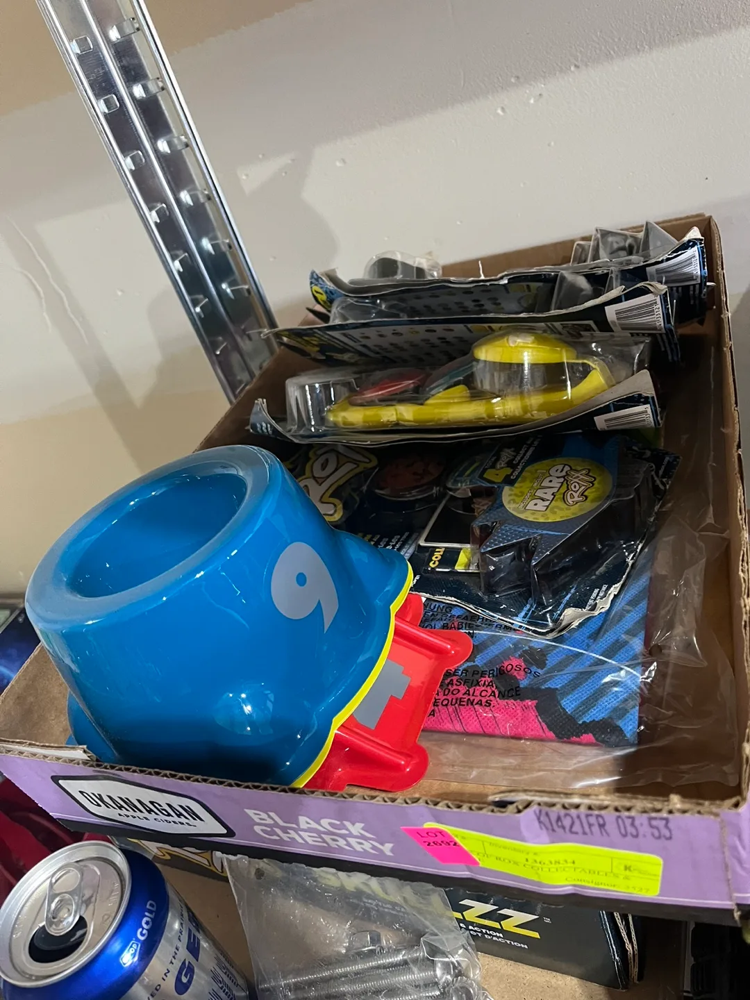 Roxx Collectible Toys -  Launch 'em, Trade 'em, Collect 'em All! image indicator(2)