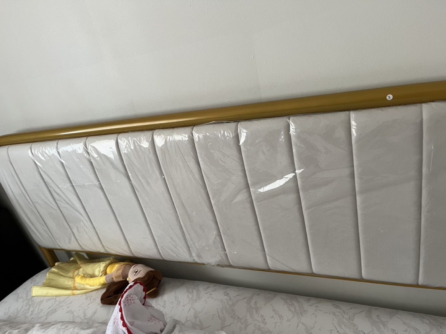 Queen Size Metal Bed Frame - photo 2
