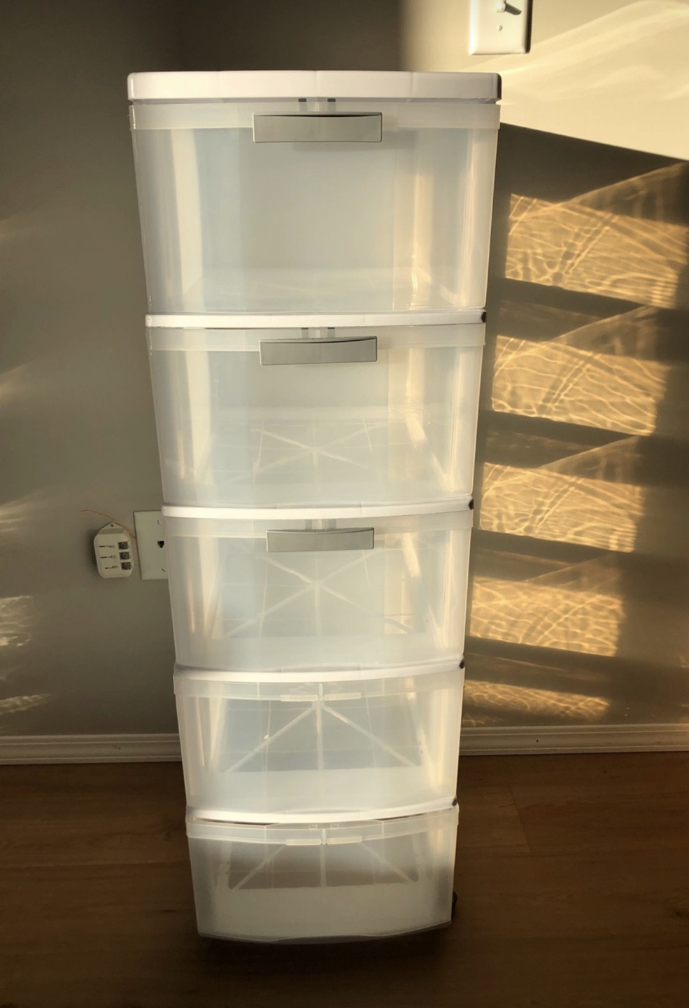 Canadian Tire 26-inch Storage Tower/Cart with Wheels