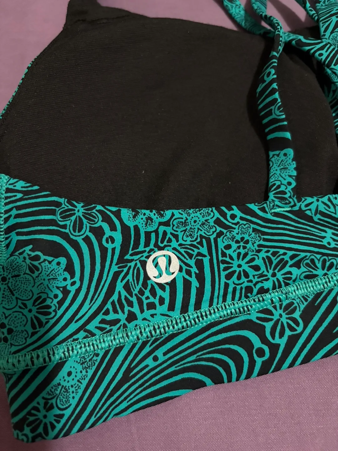 Lululemon Energy Bra NULUX Green Foliage -Size 10 image indicator(3)