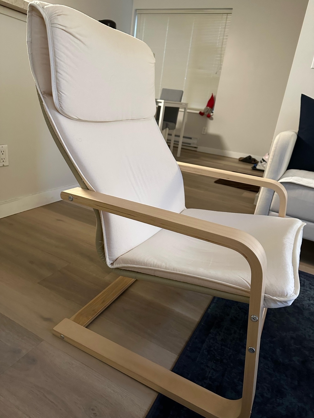 IKEA Wing Chair - Off-White - photo 2