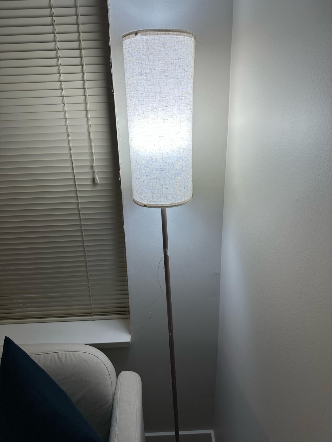 Floor Lamp with Remote Control - photo 2