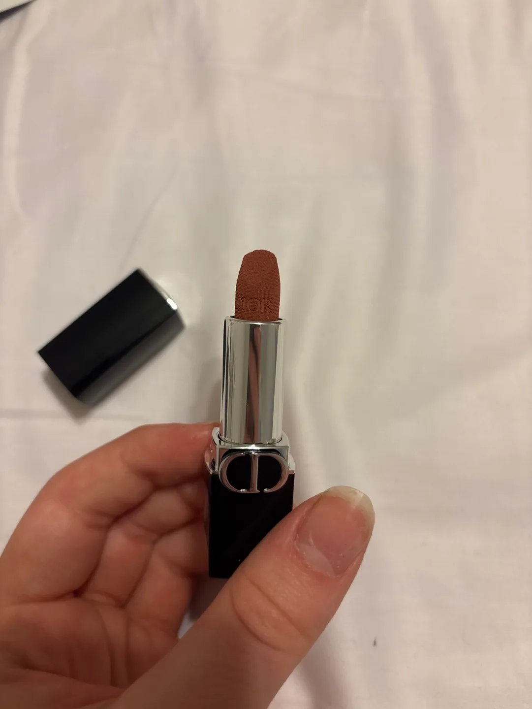 Dior Rouge Dior 100 Nude Look Velvet Lipstick image indicator(4)
