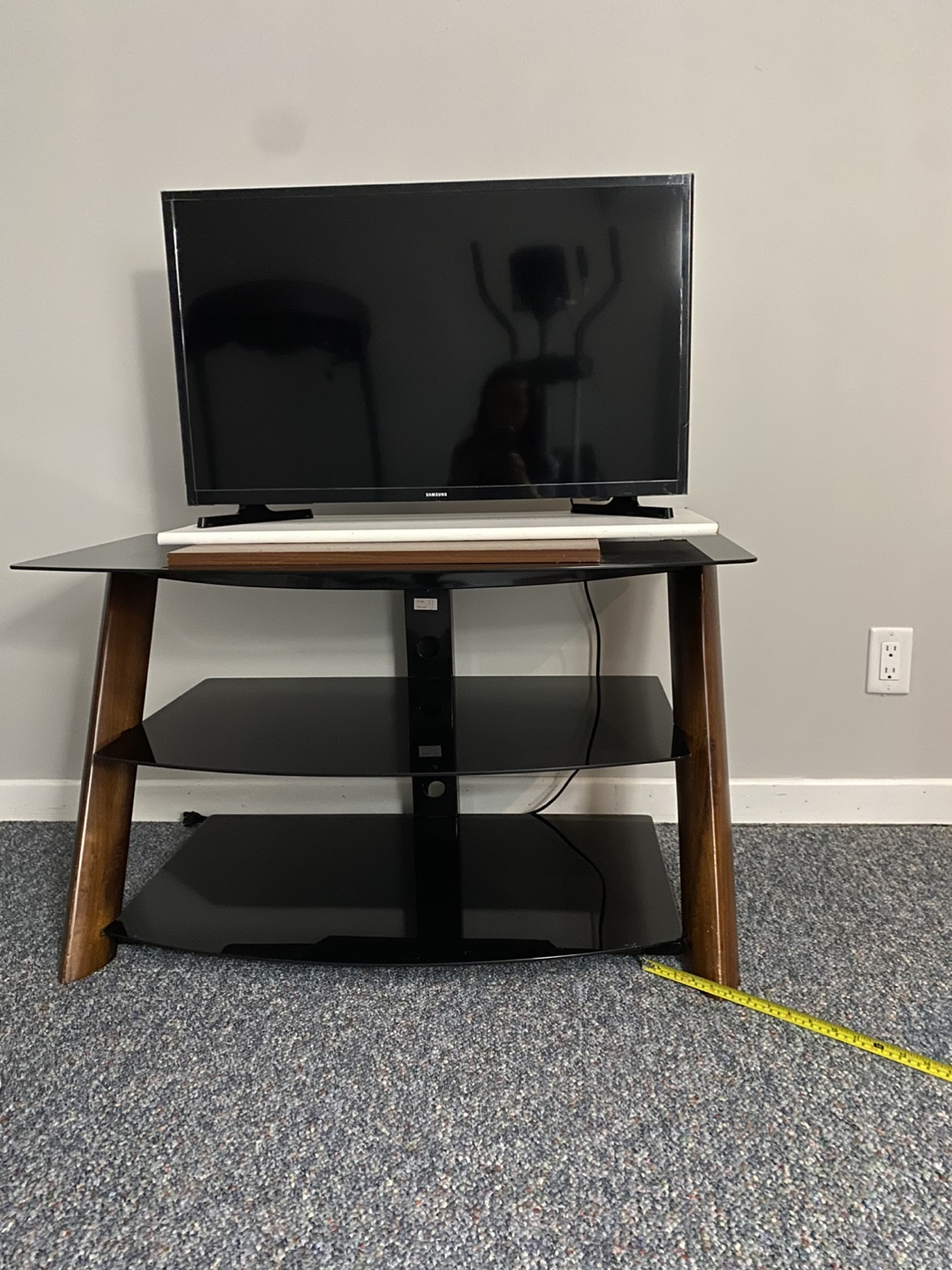 Samsung 32-inch Smart TV with Stand