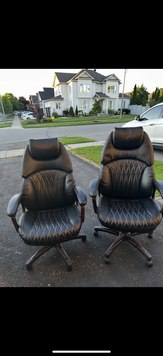 Free Pair of Black Leather Executive Office Chairs - photo 3