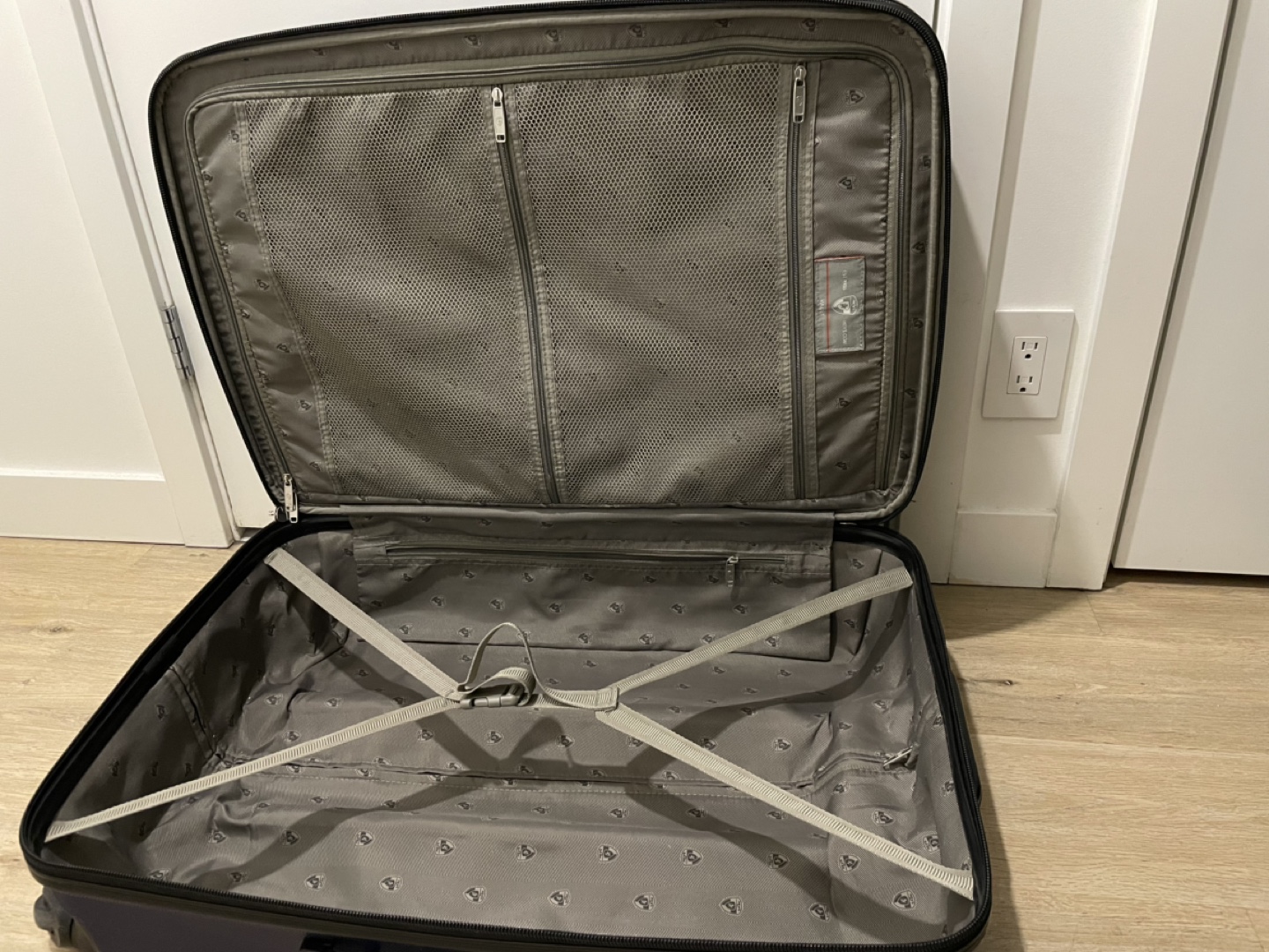 Heys Large Checked Suitcase - Dark Blue - photo 4