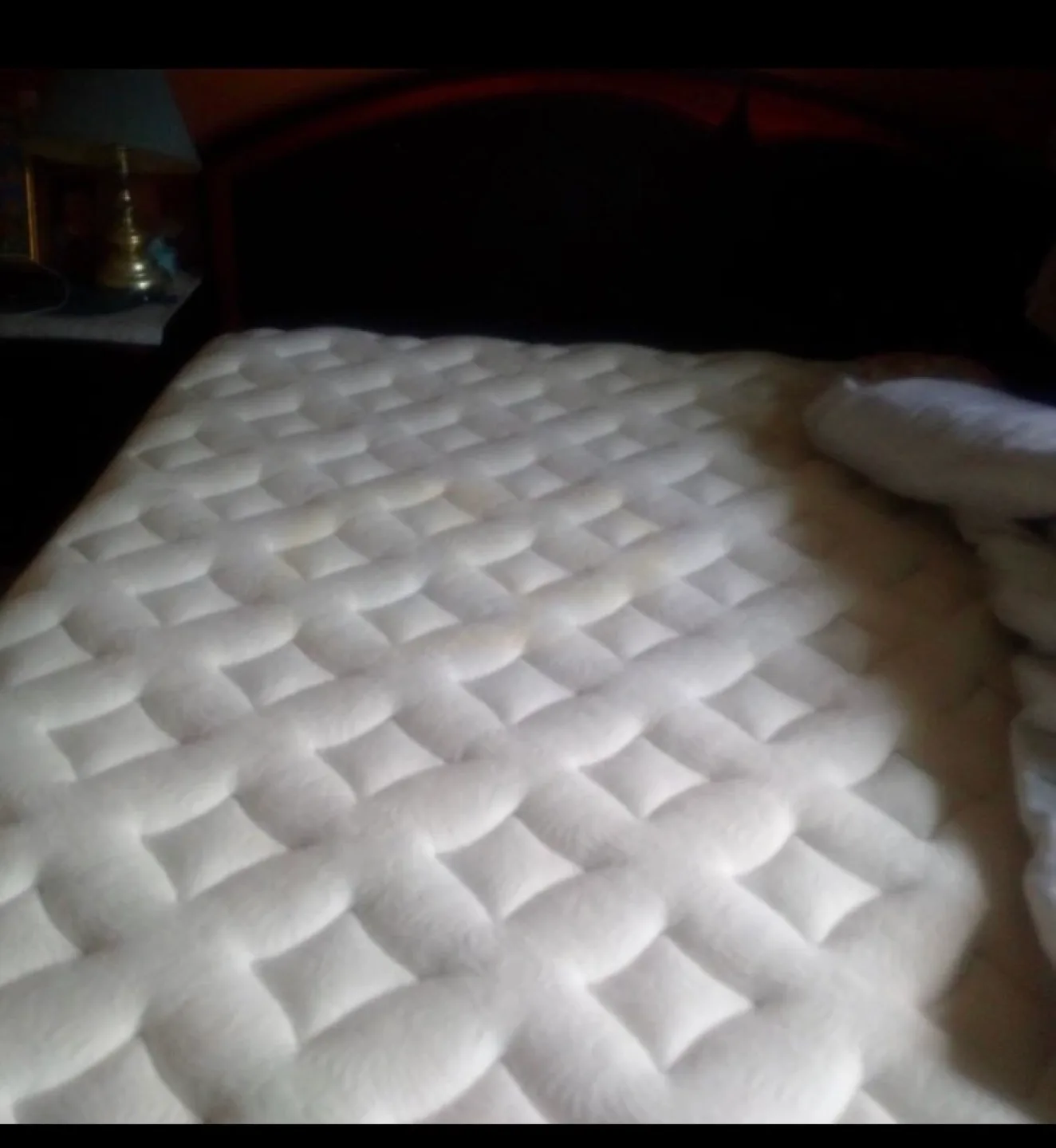 Sertapedic Queen Mattress and Wooden Bedroom Set image indicator(3)