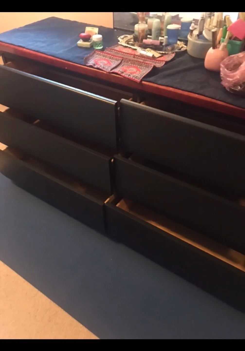 Sertapedic Queen Mattress and Wooden Bedroom Set image indicator(7)