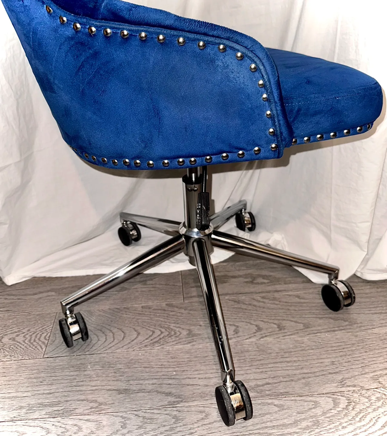 Ergonomic Vanity chair Blue Velvet Breathable Upholstery image indicator(9)