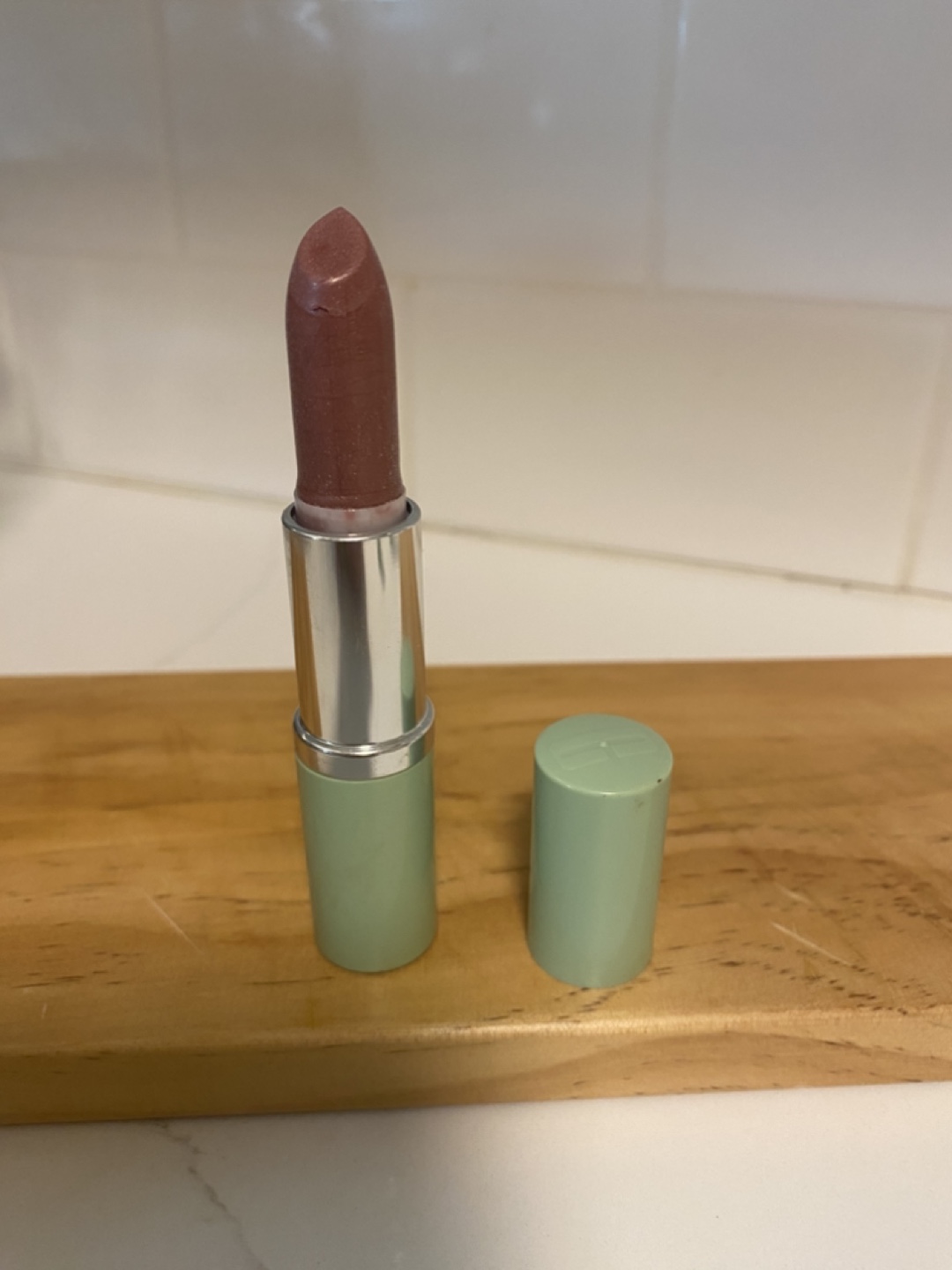 Bamboo Pink Clinique Lipstick