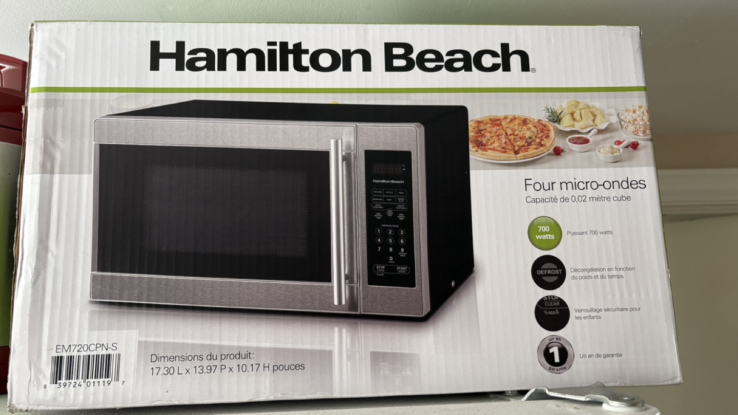 Hamilton Beach 0.7 cu. ft. Stainless Steel Microwave - photo 3