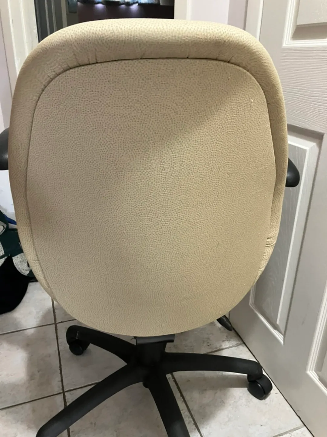 Beige Office Chair with Adjustable Height🧡 image indicator(2)