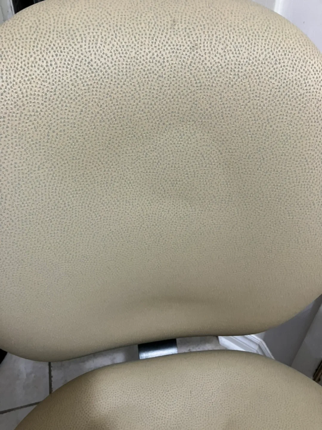 Beige Office Chair with Adjustable Height🧡 image indicator(6)