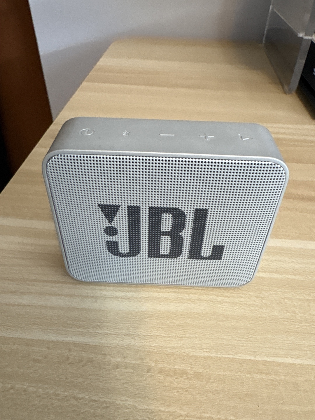 JBL Clip 2 Portable Bluetooth Speaker - Light Grey