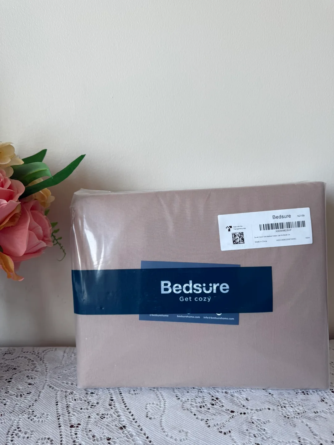 Bedding Set (Queen size) 🆕 1 Duvet + 2 pillow cases image indicator(2)