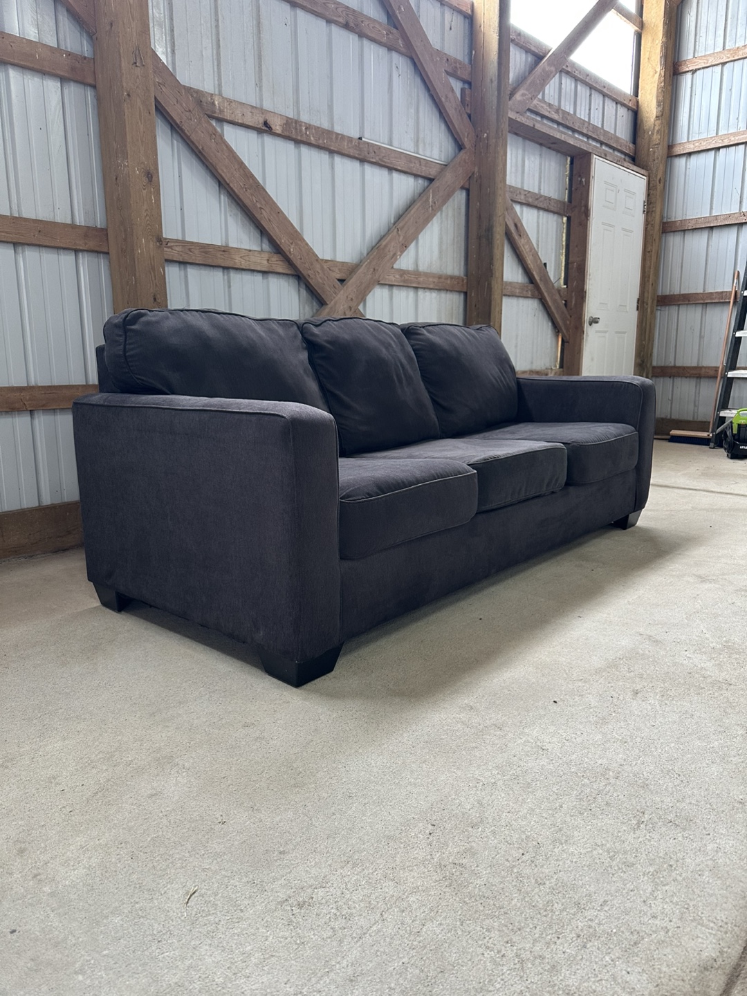 *Delivery Available* 3-Seater Dark Grey Sofa Bed - photo 3