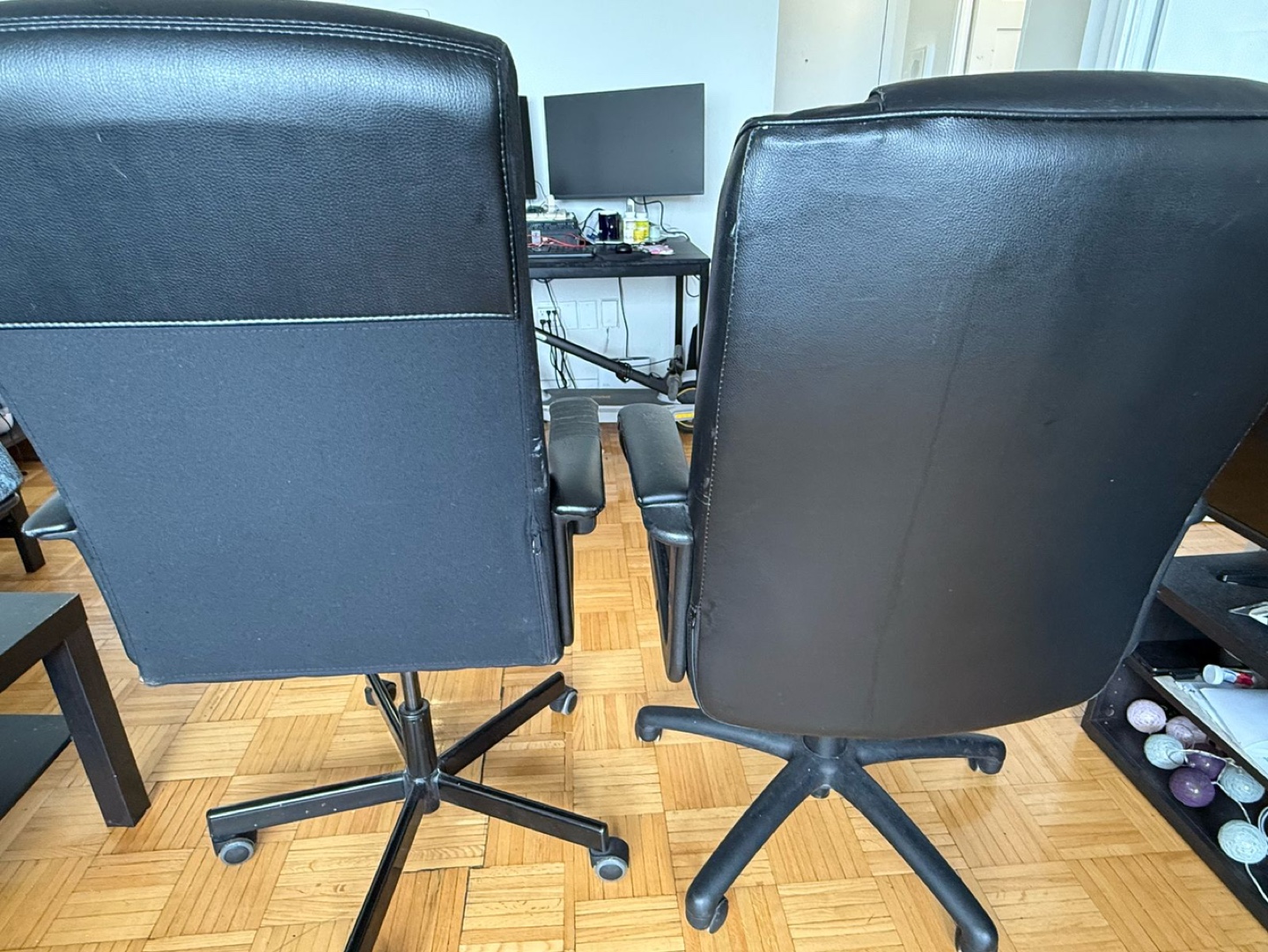 Pair of Black Office Chairs - photo 3