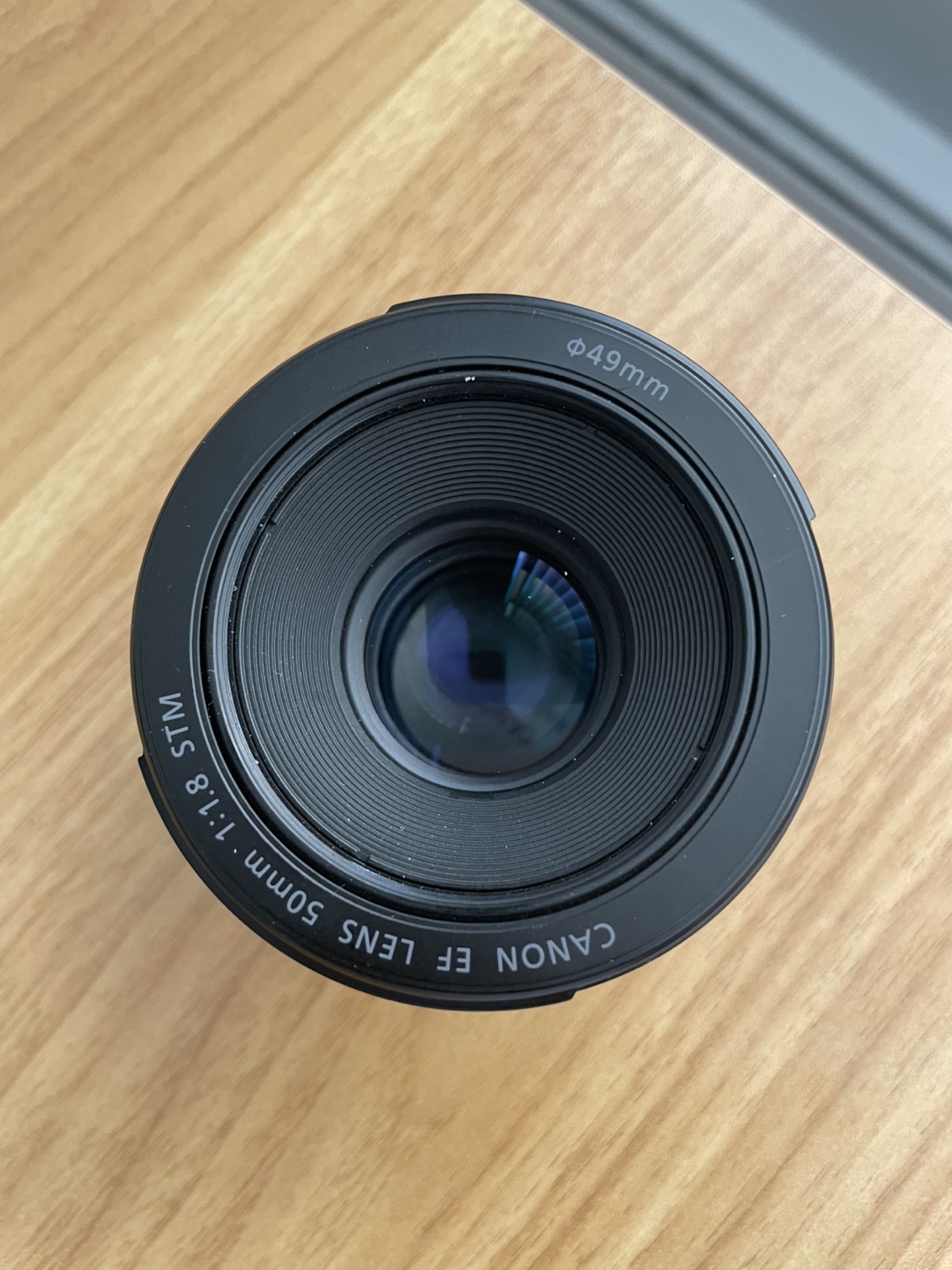 Canon EF 50mm f/1.8 STM Lens w/ Hood - photo 2