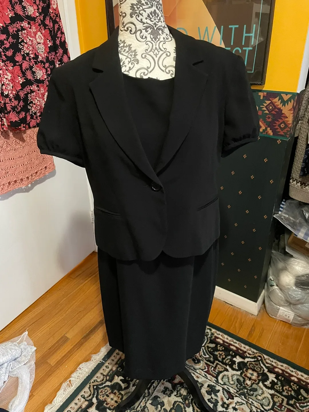 Classic Little Black Dress image indicator(5)