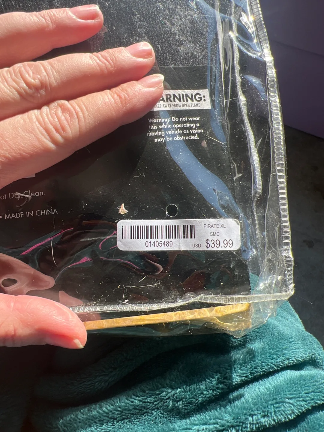 Adult Pirate Pillager Costume - Size XL image indicator(2)