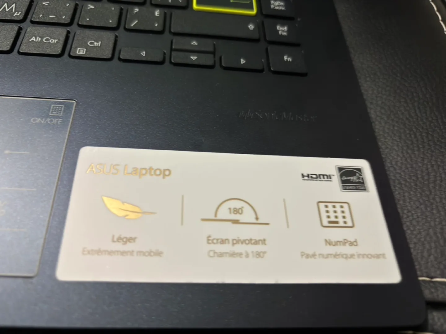 ASUS Laptop L410M image indicator(5)