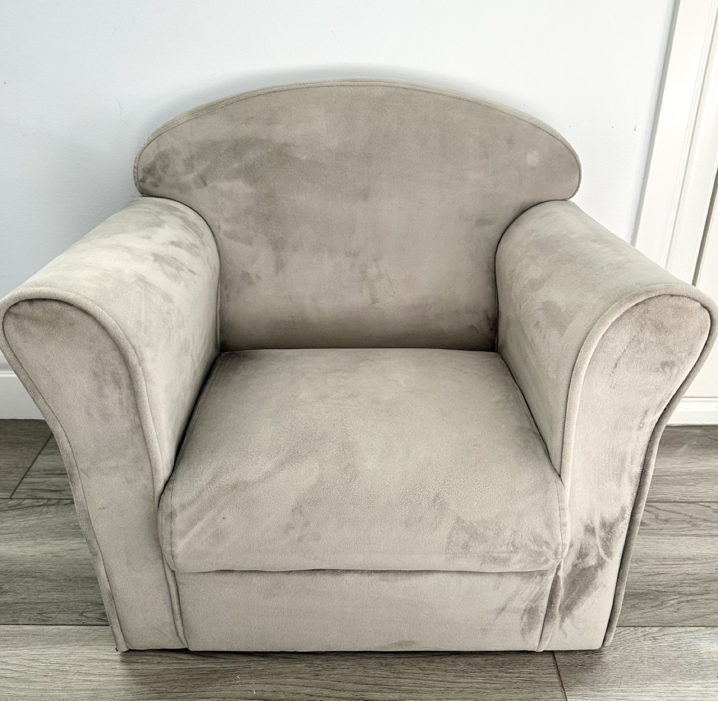 Child's Armchair - Light Grey Velvet