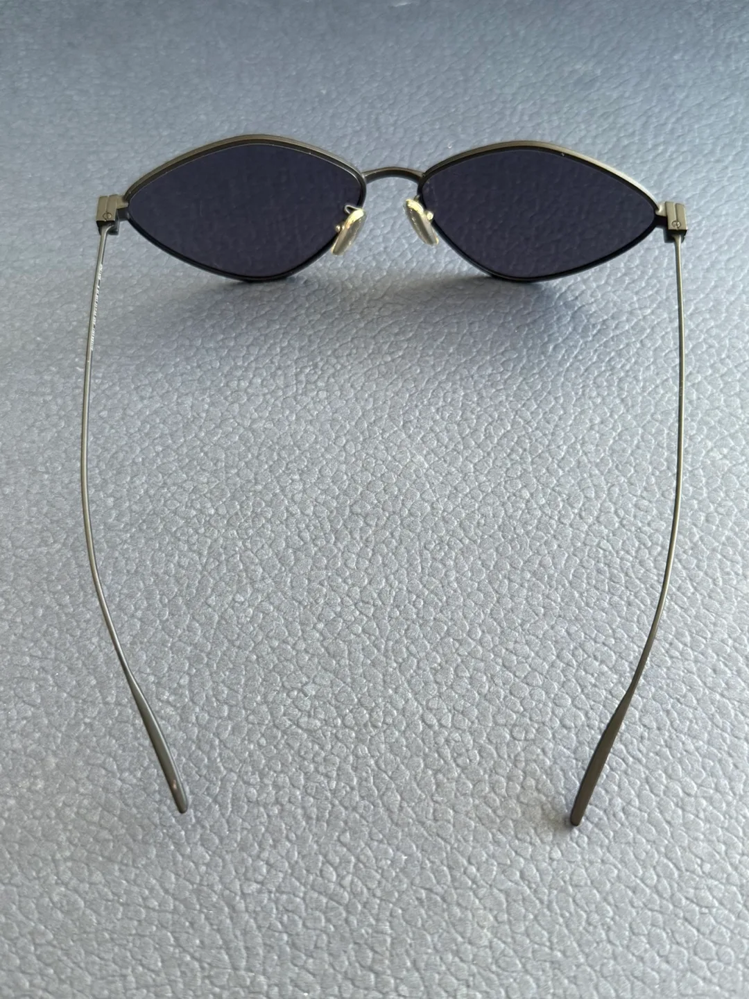 Givenchy Eyewear Geometric-Frame Sunglasses GV40040U 02C image indicator(6)