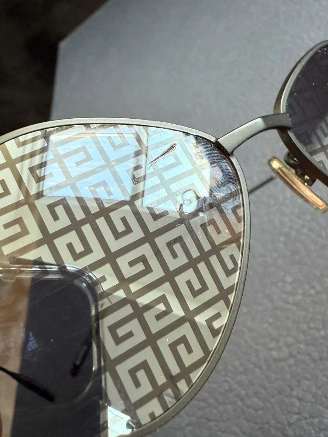 Givenchy Eyewear Geometric-Frame Sunglasses GV40040U 02C image indicator(4)