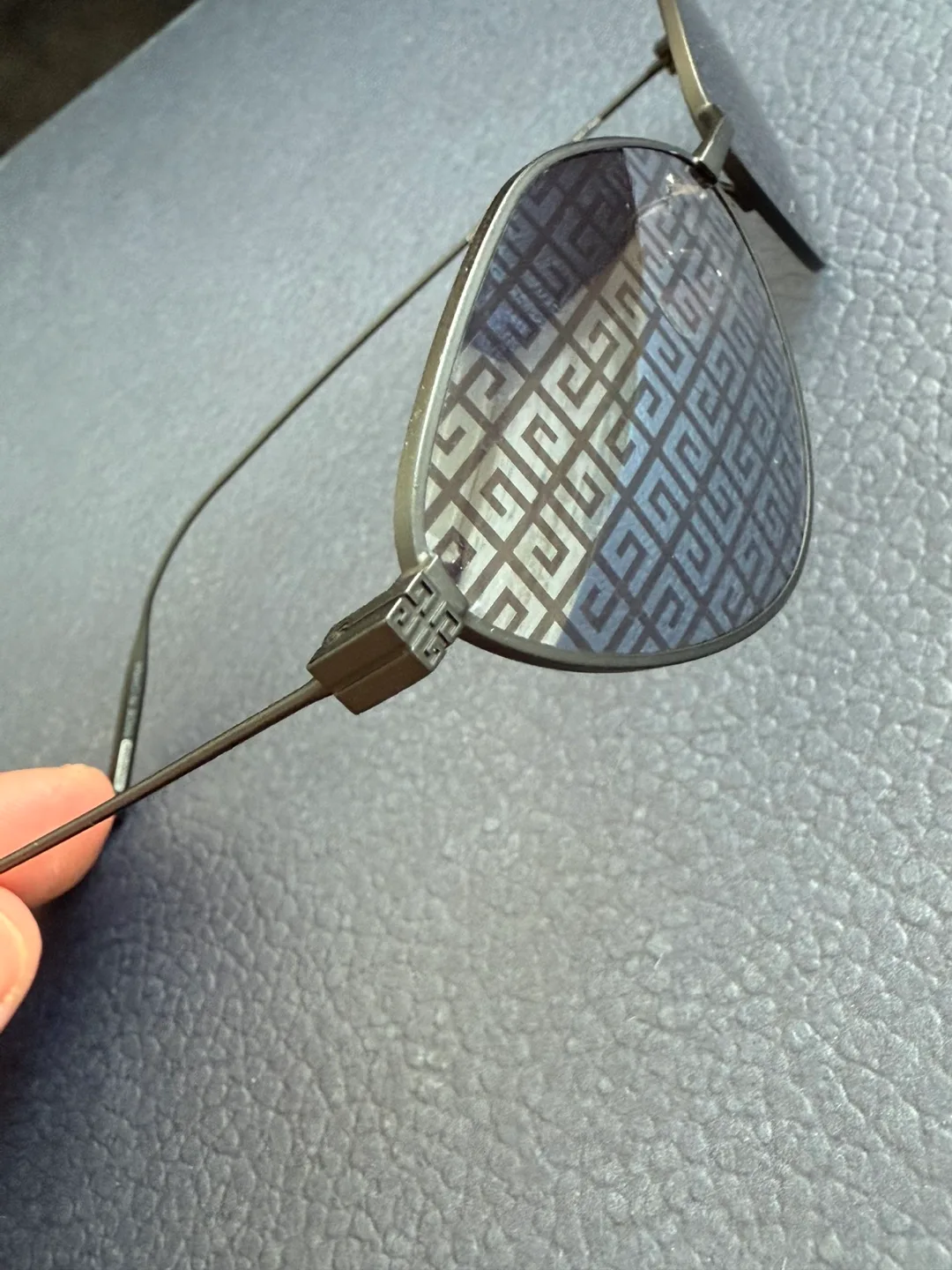 Givenchy Eyewear Geometric-Frame Sunglasses GV40040U 02C image indicator(5)