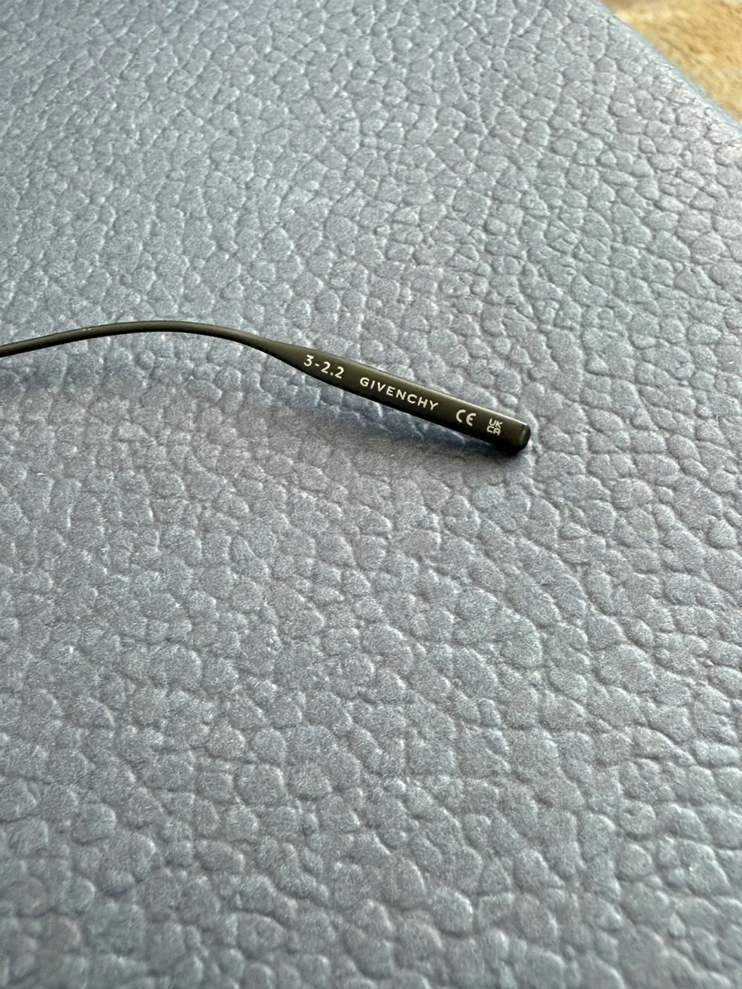 Givenchy Eyewear Geometric-Frame Sunglasses GV40040U 02C image indicator(10)