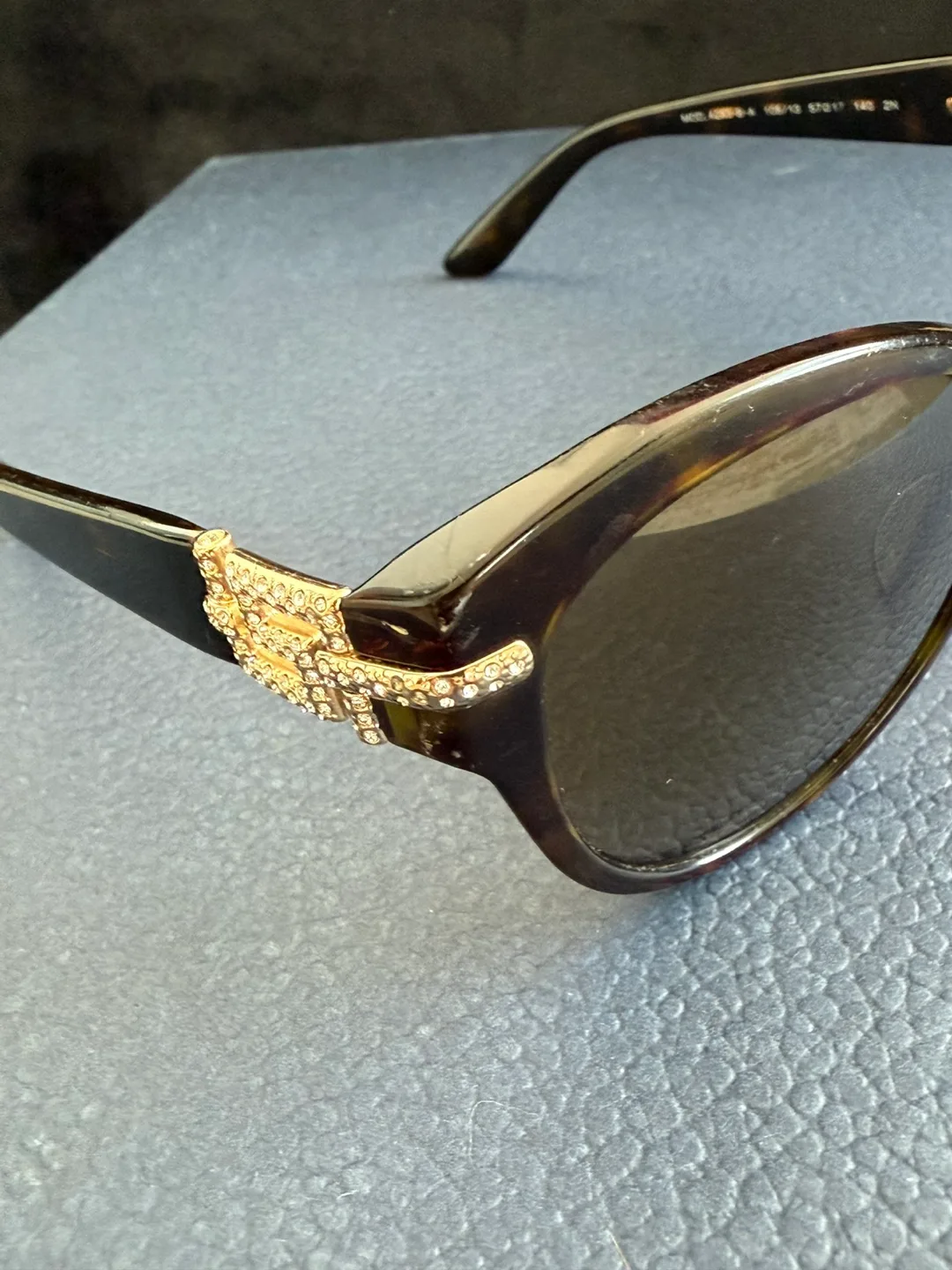 Versace Fashion Cat Eye Sunglasses Women image indicator(3)