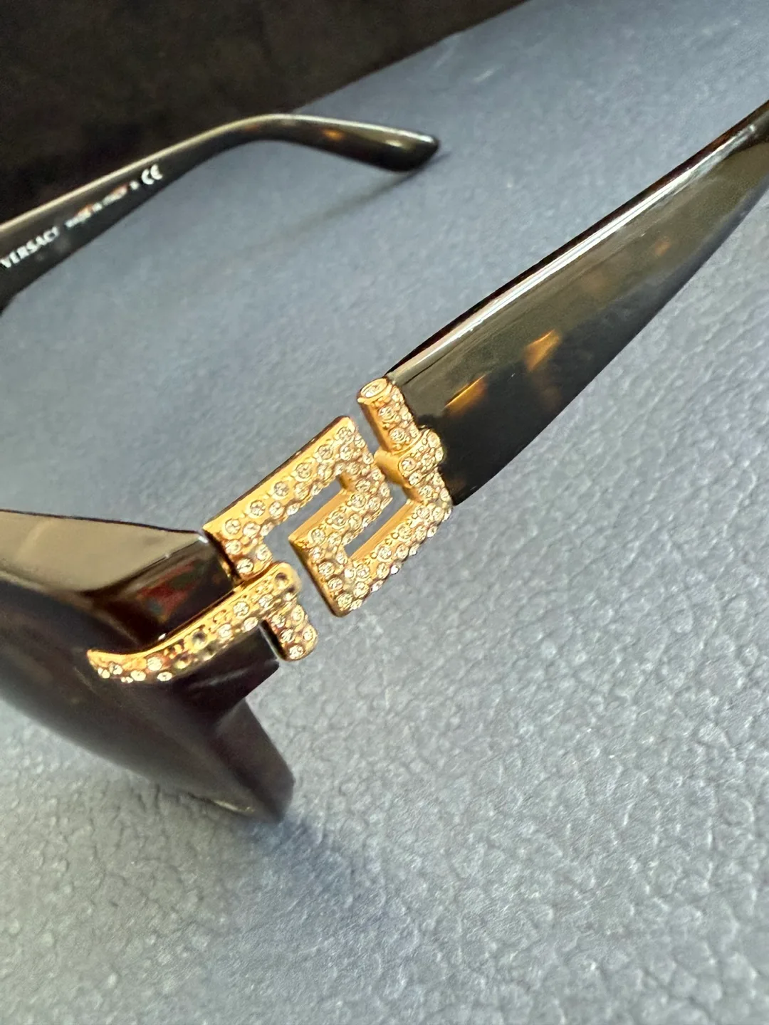 Versace Fashion Cat Eye Sunglasses Women image indicator(6)