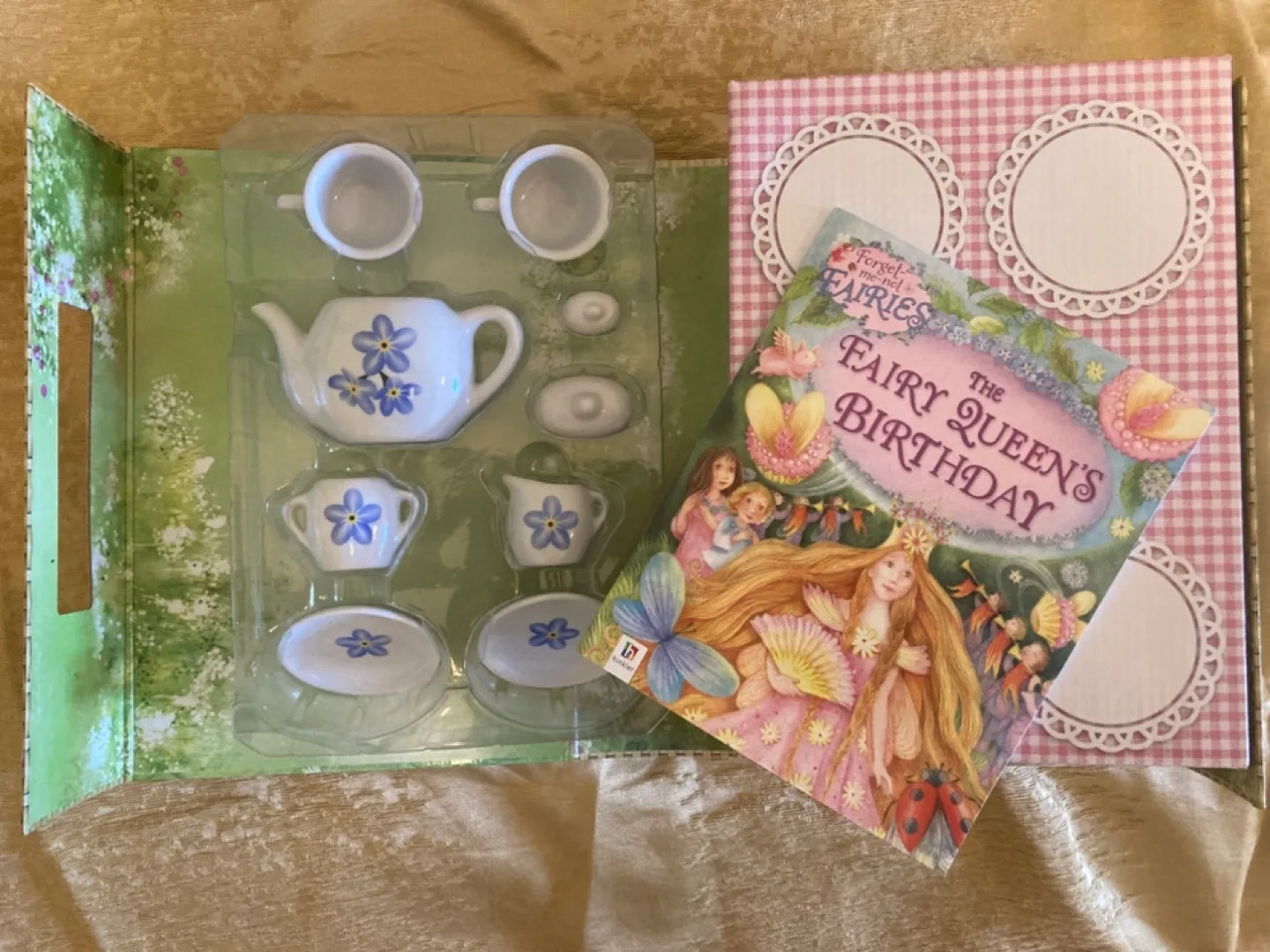 Fairies Tea Set with Storybook image indicator(2)