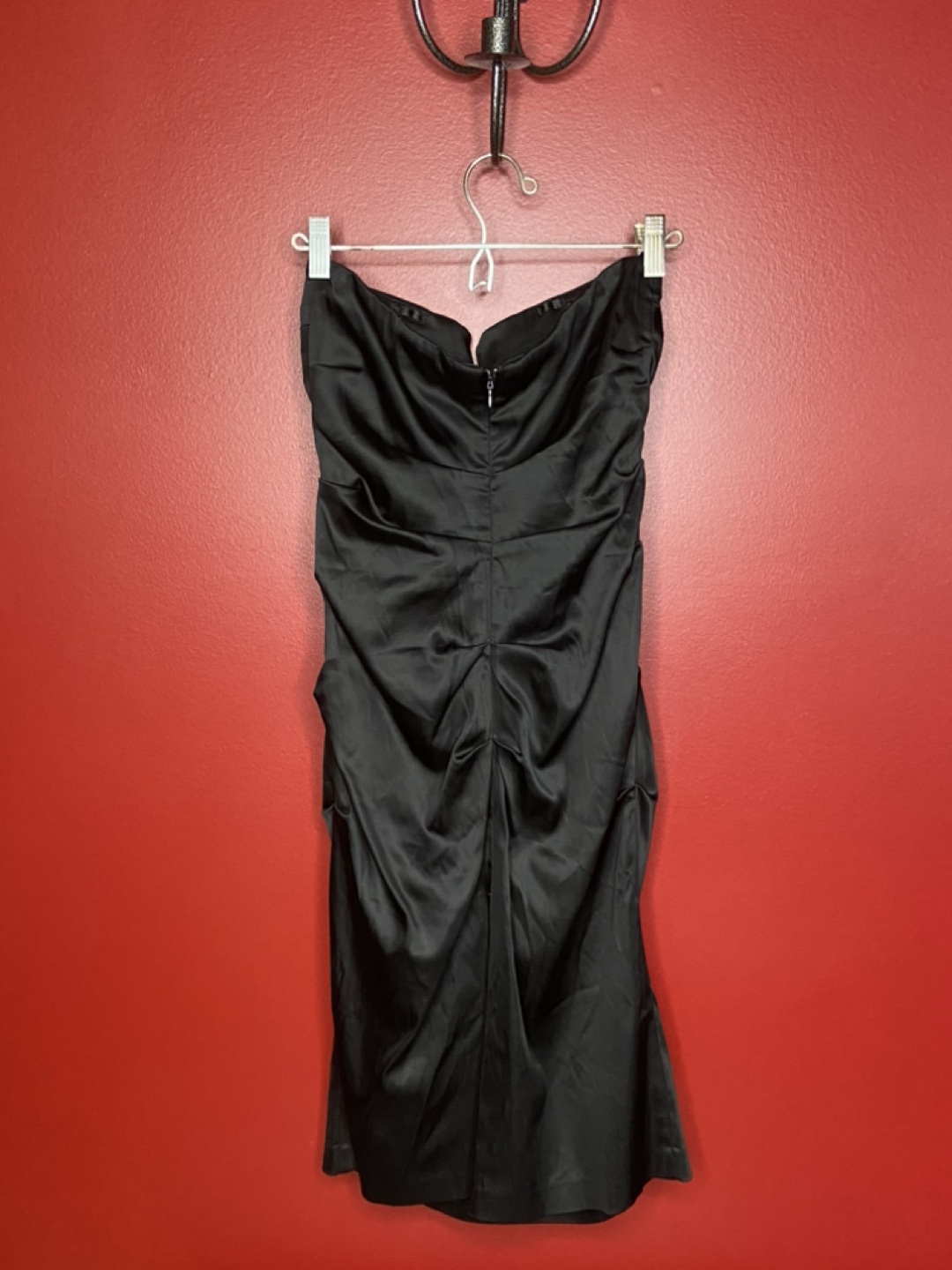 Le chateau Black Strapless Satin Midi Dress - photo 2