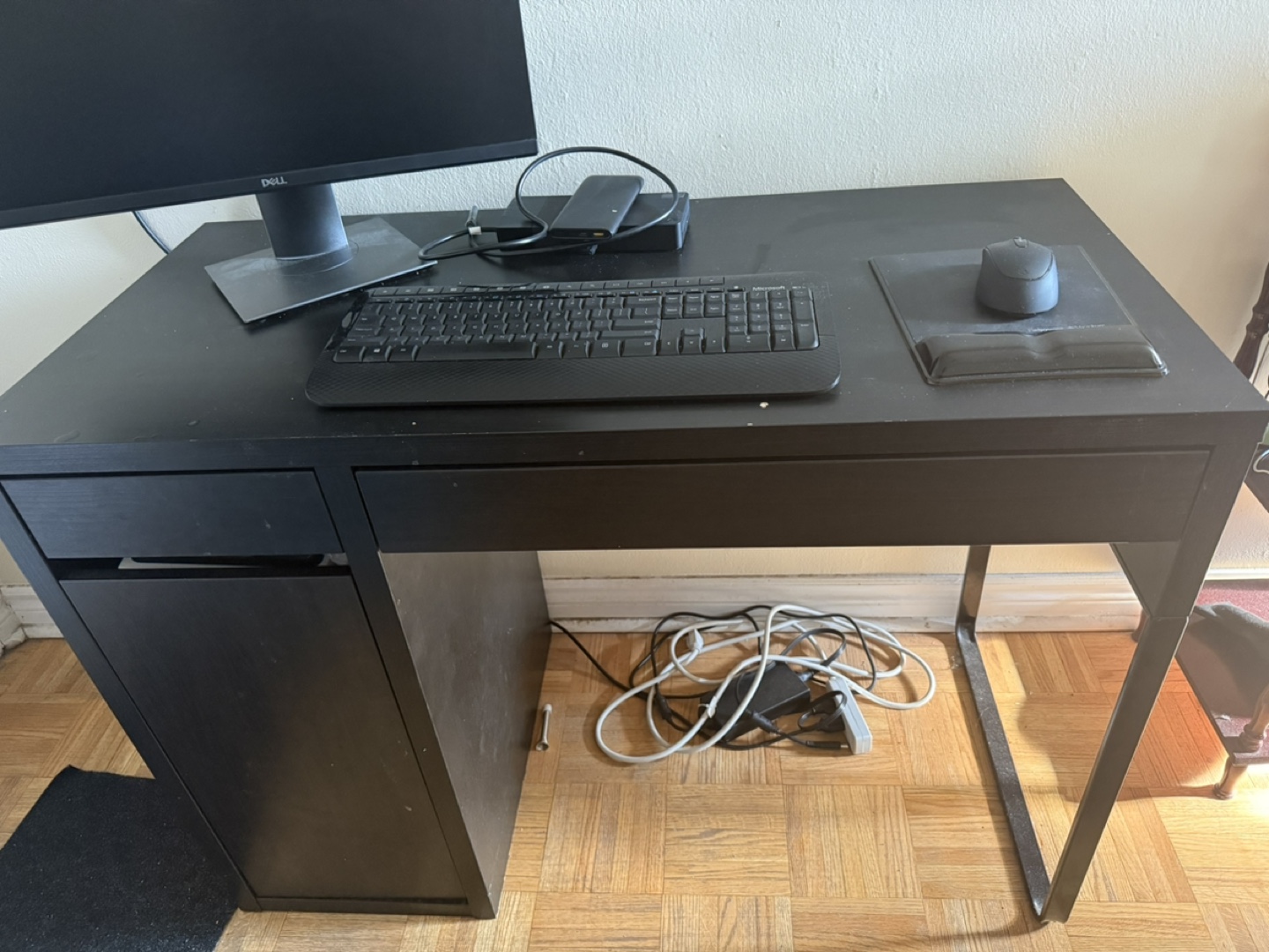 Ikea computer desk with drawer - photo 2