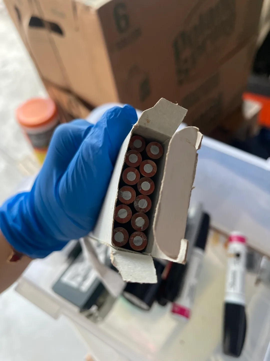 Prismacolor Premier Silver Colored Pencils image indicator(2)