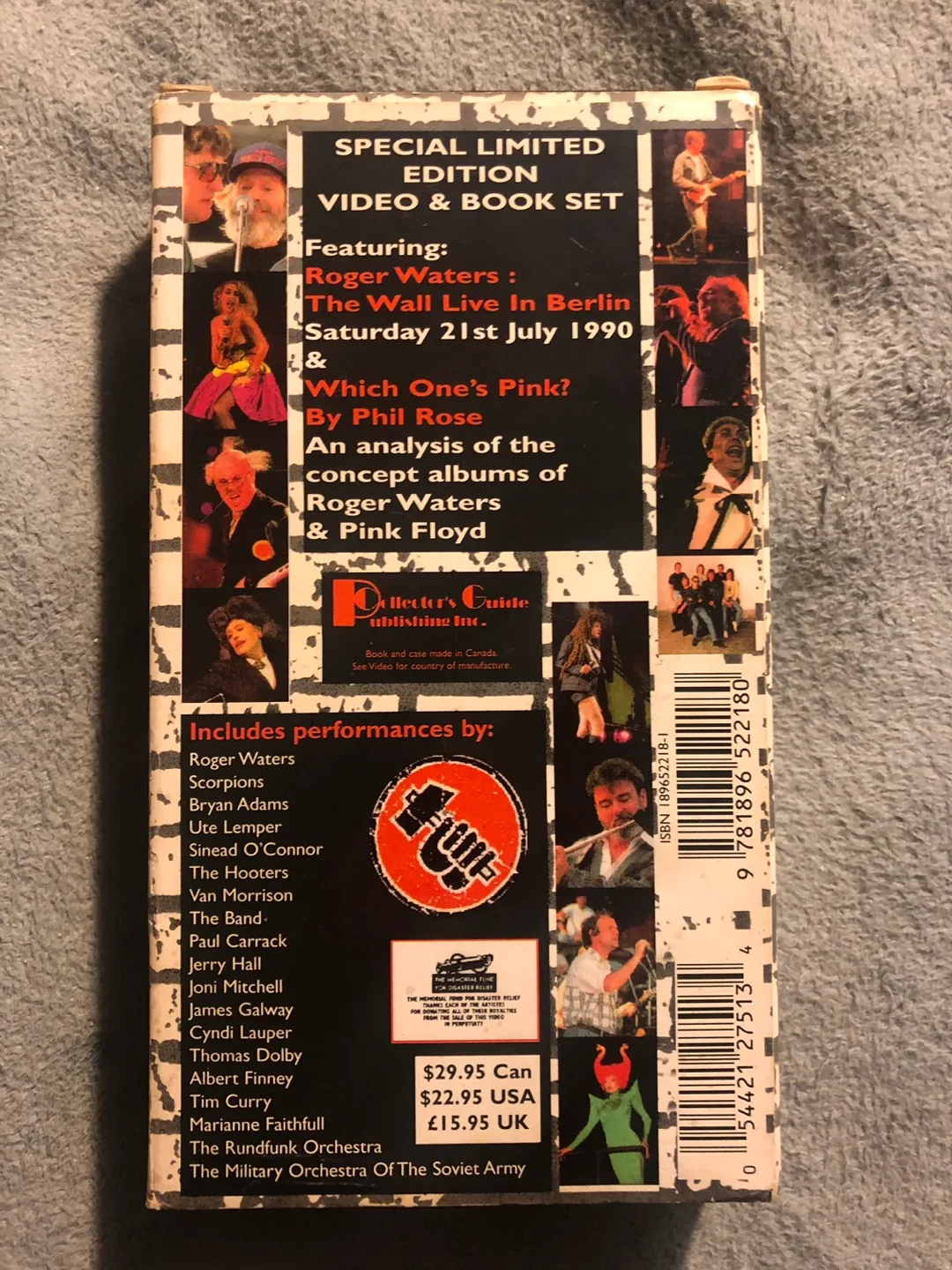 Roger Waters The Wall Live in Berlin VHS & Book image indicator(2)